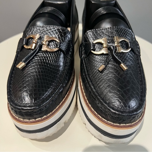 Versilia Black Moccasins upper leather memory foam insole true to size 7.5 - Picture 3 of 10